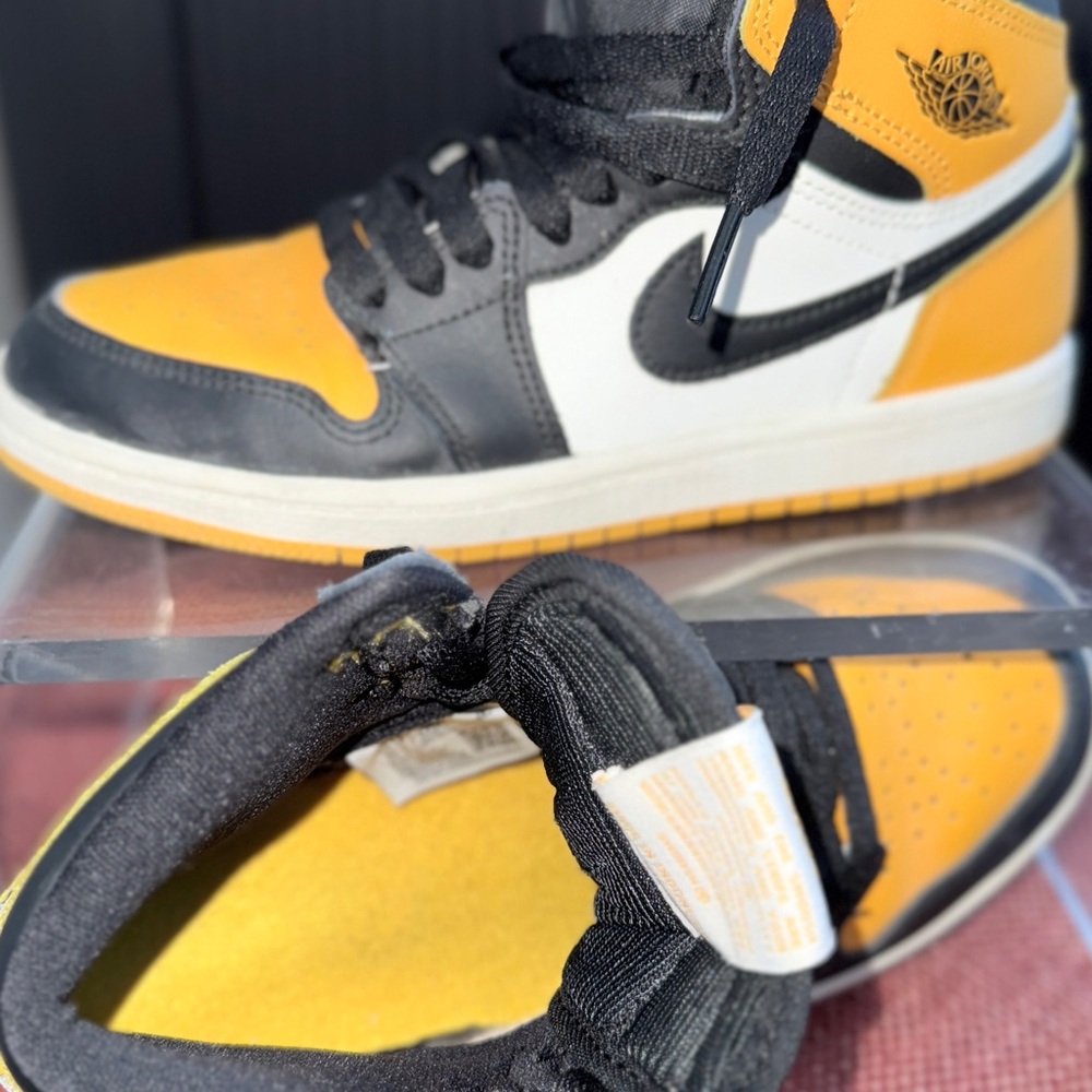 Nike Kids' Air Jordan 1 Retro OG High GS “Taxi” Yellow Toe